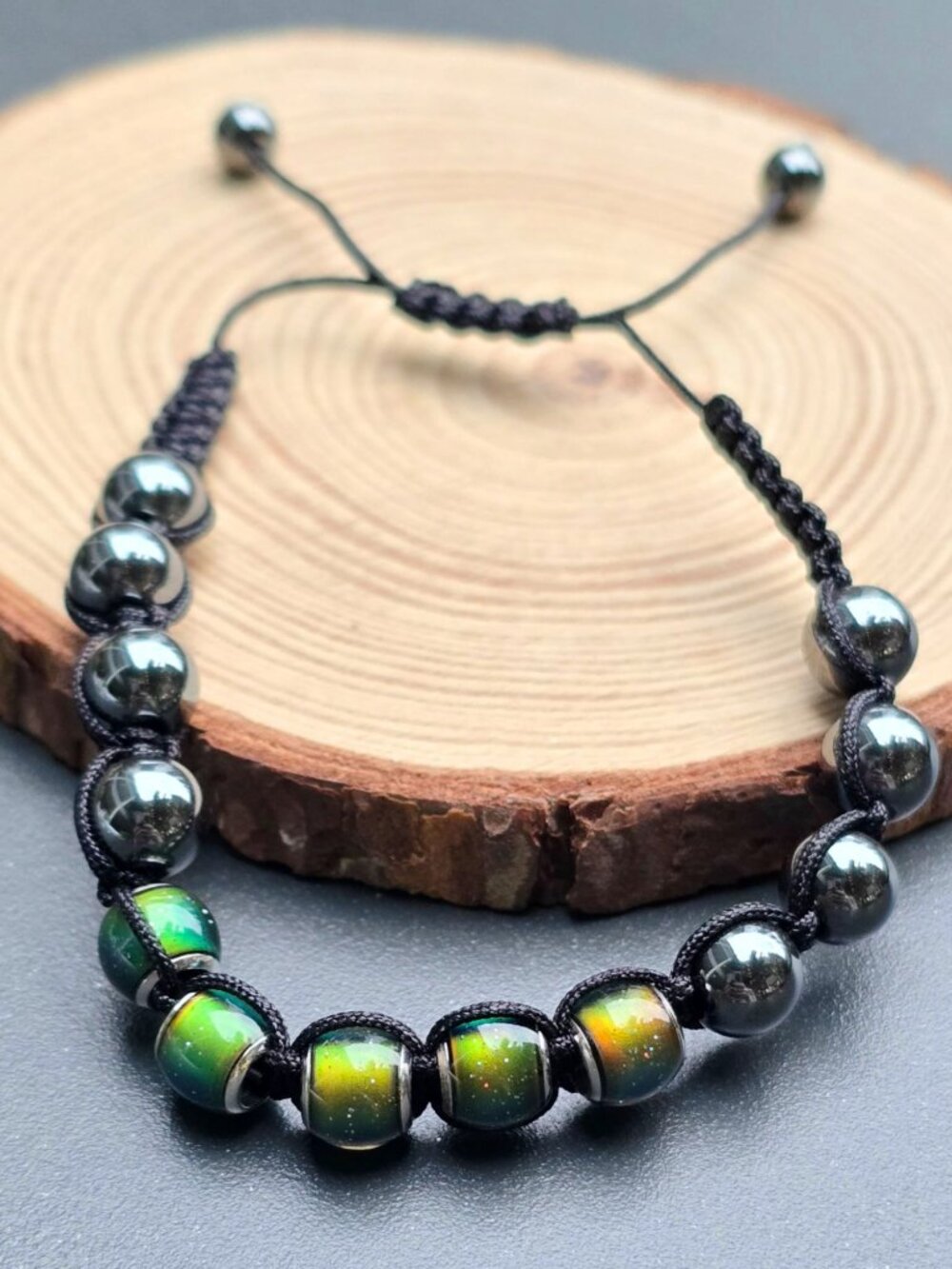 Mood Bead Bracelet ✦ Color‑Changing Beads ✦ Hematite Accents Adjustable Cord